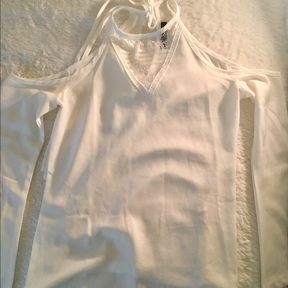 White off the shoulder top - Picture 1 of 1